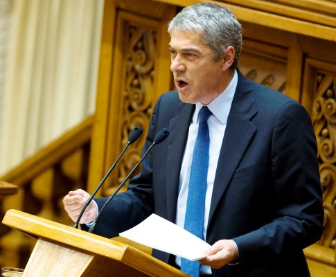 José Sócrates durante o discurso de abertura do debate estado da Nação na Assembleia da República