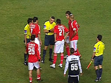 Benfica recorre do castigo a Nuno Gomes