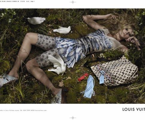 Campanha Primavera/Verão 2010 Louis Vuitton