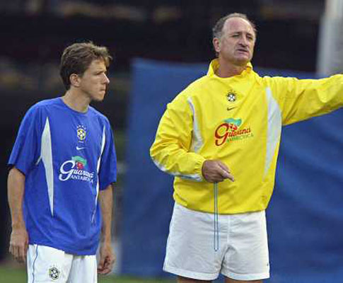 Juninho e Scolari em 2002