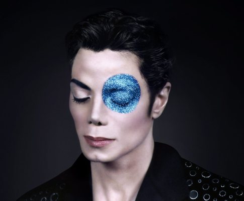 «Michael Jackson Blue Eye»,  (Lusa)