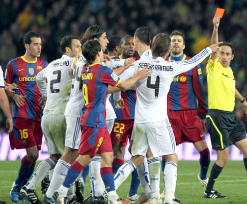 Barcelona-Real Madrid: a expulsão de Sérgio Ramos