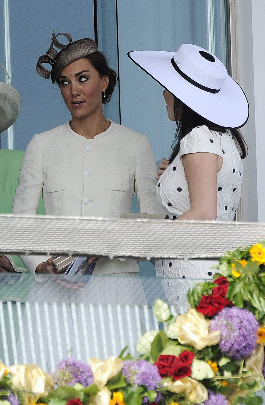 Kate Middleton e princesa Eugenie Fotos: Reuters