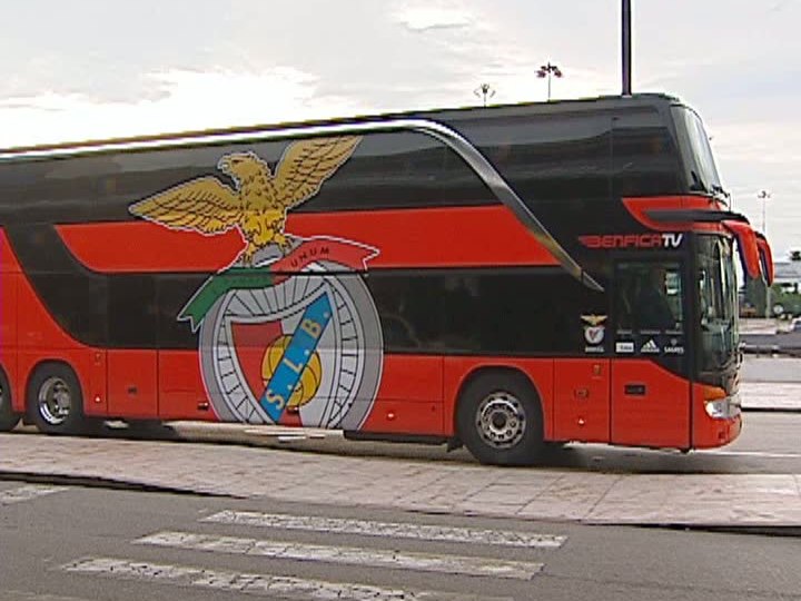 Benfica a caminho de Manchester