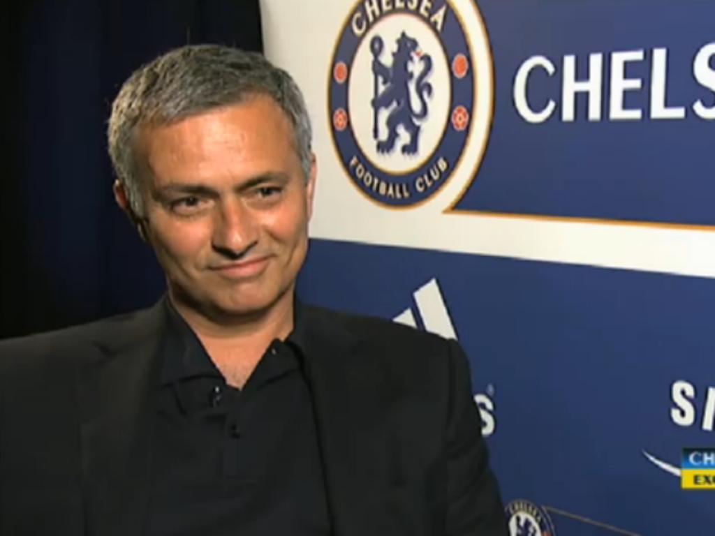 Mourinho em entrevista à Chelsea TV