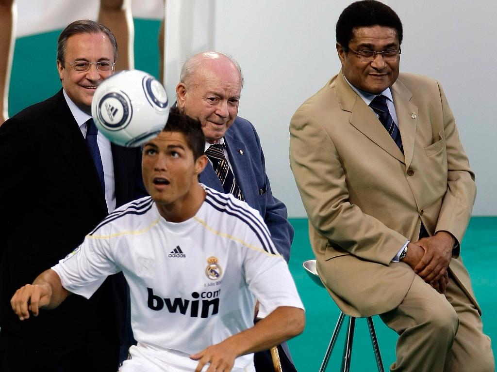 Eusébio e Ronaldo [Reuters]