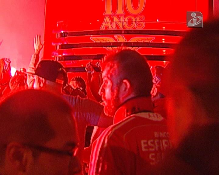 Benfica recebido em festa