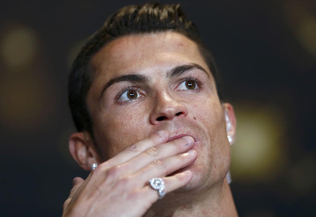 Cristiano Ronaldo - Cerimónia de entrega da Bola de Ouro em Zurique Foto: Reuters