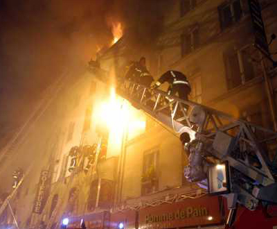 Incêndio em Paris