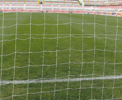 «Novo» Estádio José Gomes: atrás da baliza