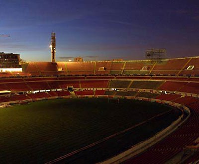 Há 15 anos, o Benfica se despedia do antigo Estádio da Luz