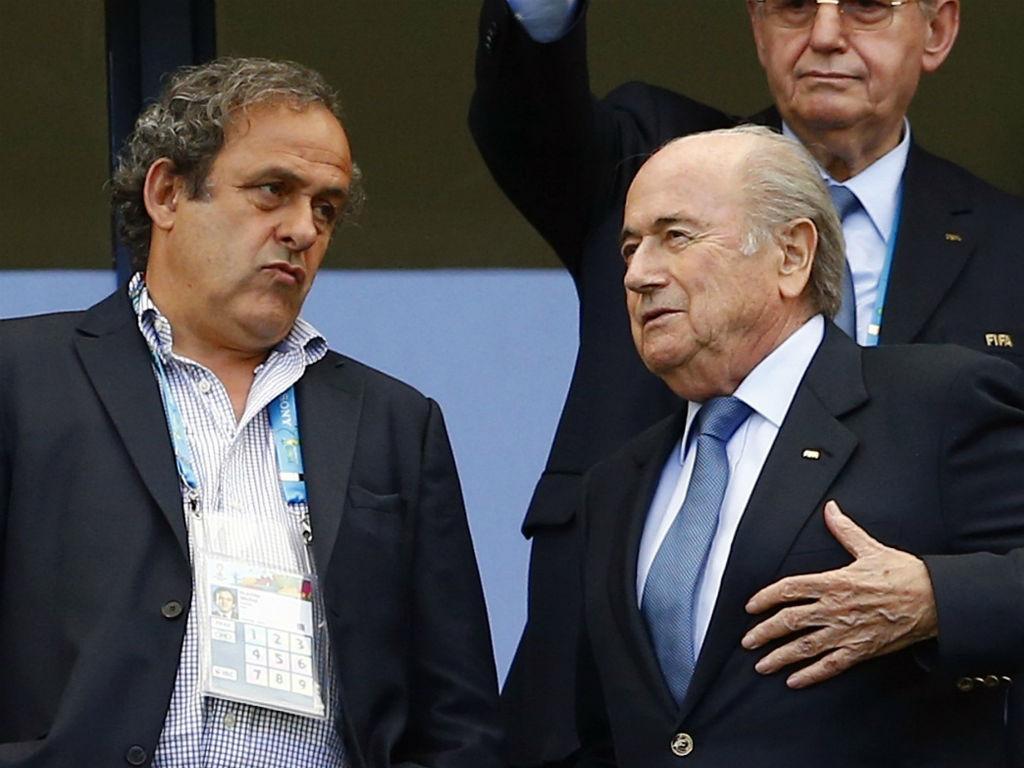 Michel Platini e Sepp Blatter (Reuters)