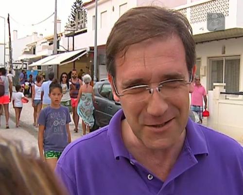 Agosto é o mês com mais turistas portugueses e Algarve é o destino de  eleição, Jornal das 8