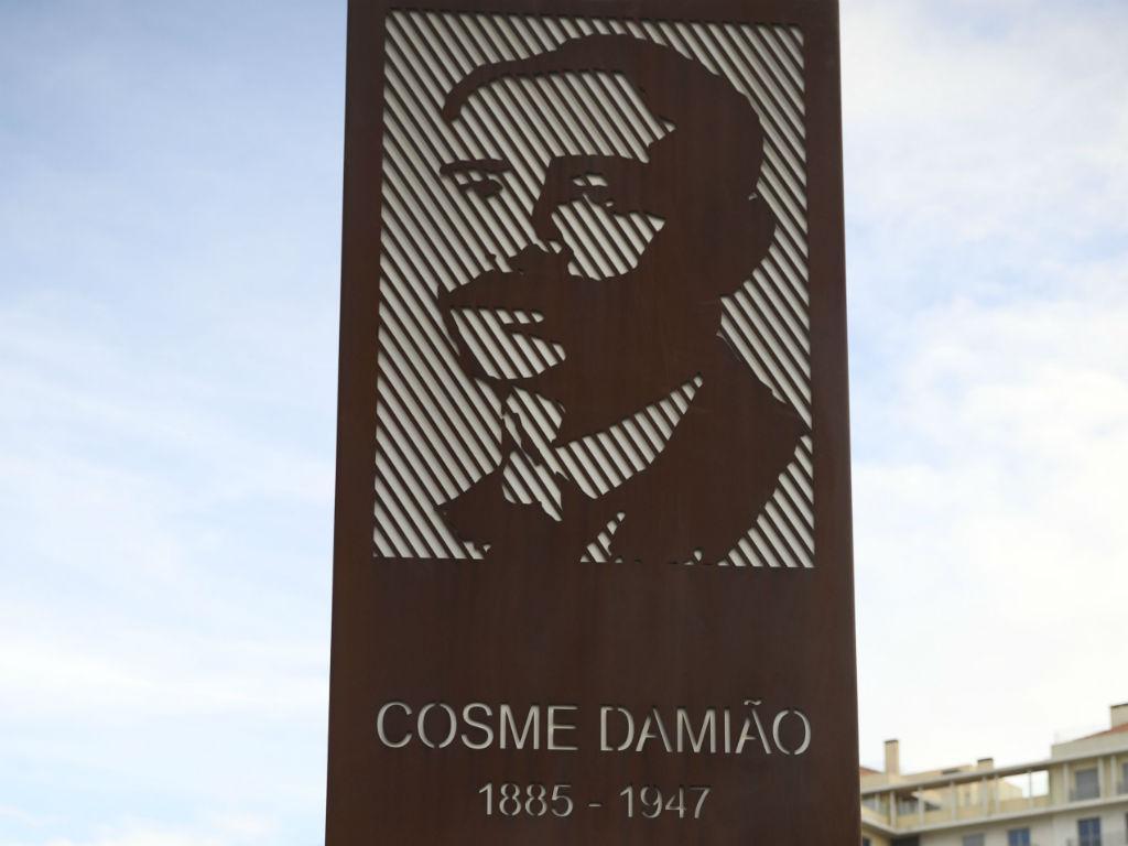 Benfica: homenagem a Cosme Damião em dia de aniversário