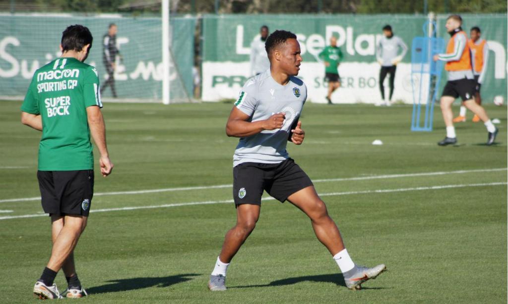 Sporting continua a preparar receção ao Moreirense (treino: SCP)