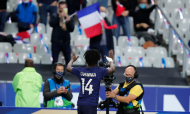 Eduardo Camavinga estreou-se a marcar pela seleção de França ante a Ucrânia (François Mori/AP)