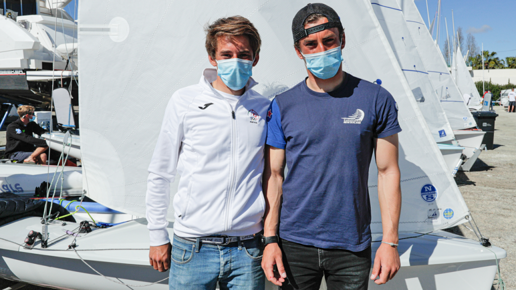 A dupla portuguesa de velejadores, Pedro e Diogo Costa, no campeonato do Mundo de classe 470 (Luís Forra/LUSA)