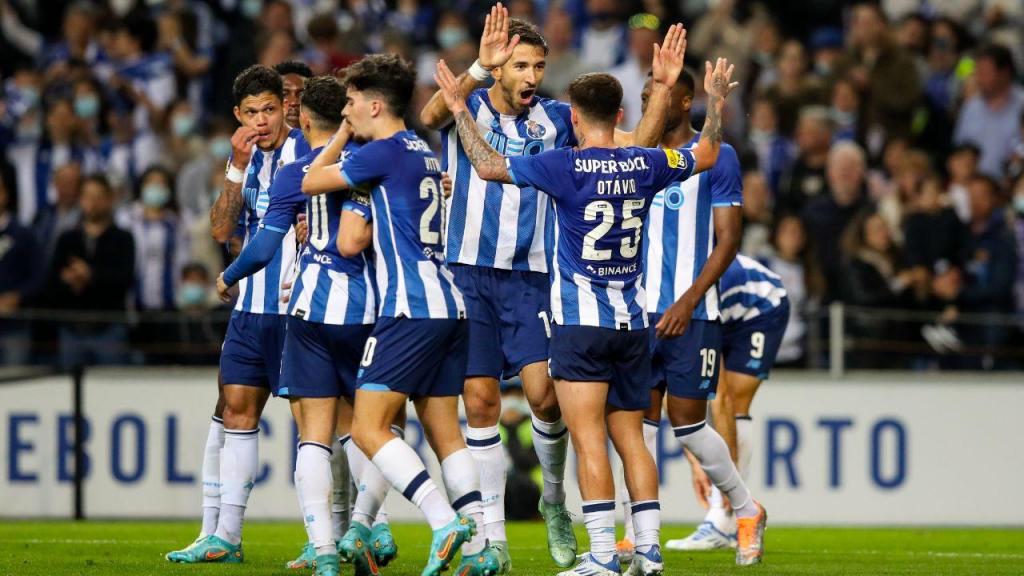 Basquetebol: FC Porto vence Imortal no jogo 1 das «meias» da Liga - CNN  Portugal