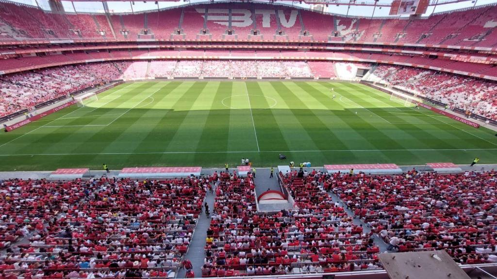 VÍDEO: o triplo do meio-campo do Benfica no 'buzzer beater' - TVI