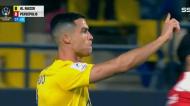 Ronaldo diz ao árbitro que não é penálti (vídeo/twitter)