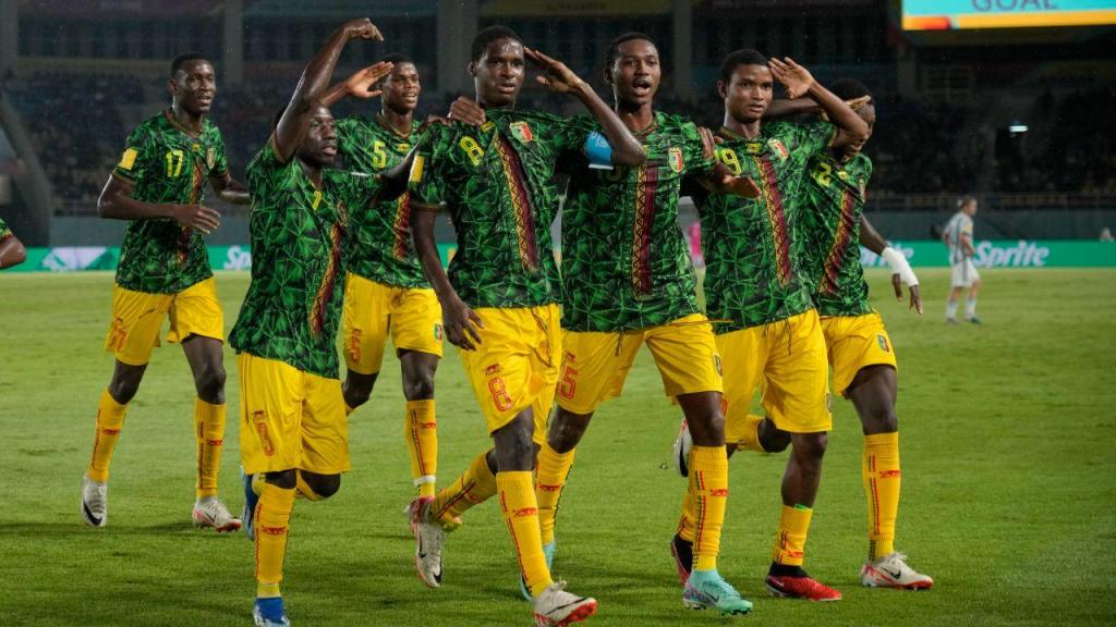 Jogadoras do Mali armam pancadaria após partida no Mundial de