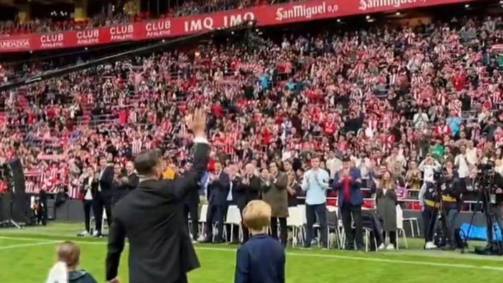Quase trinta mil adeptos foram à despedida de Iker Muniain do Athletic Bilbao