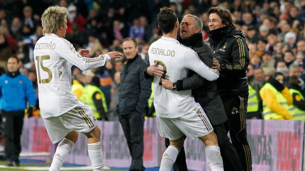 Cristiano Ronaldo e José Mourinho (AP Photo/Andres Kudacki)