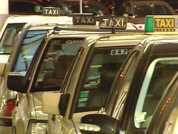 Táxis: Tarifas aumentam 2 cêntimos